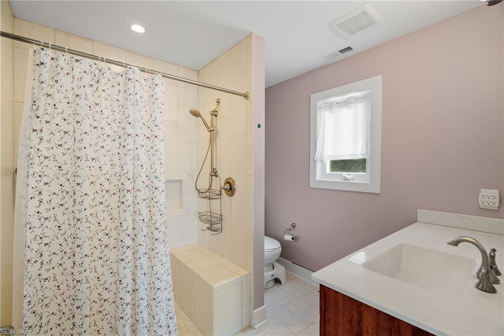 727 Tazewell Ave Property Photo 31