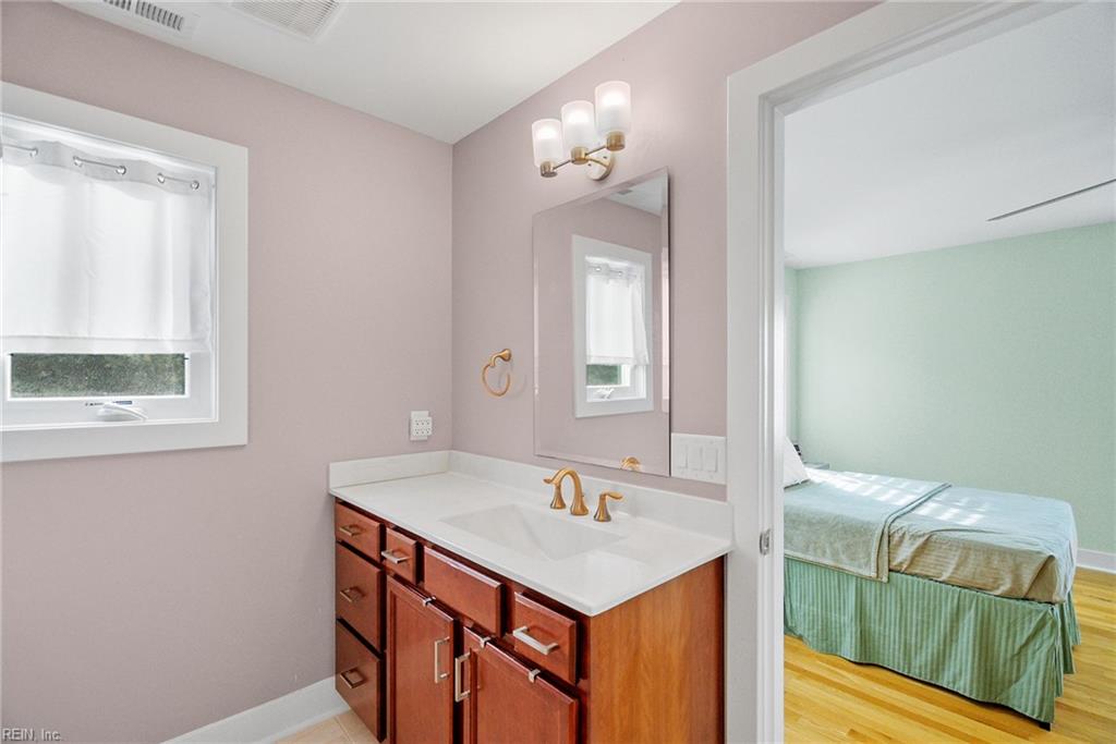 727 Tazewell Ave Property Photo 33