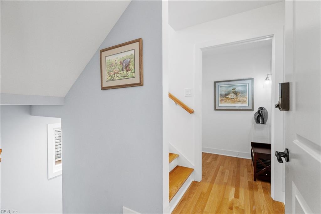 727 Tazewell Ave Property Photo 36