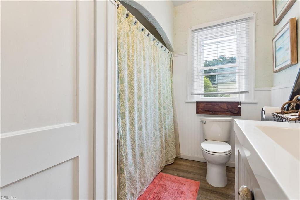 759 Ocean View Ave W Property Photo 24