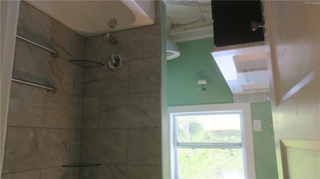 276 Harris Creek Rd Property Photo 33
