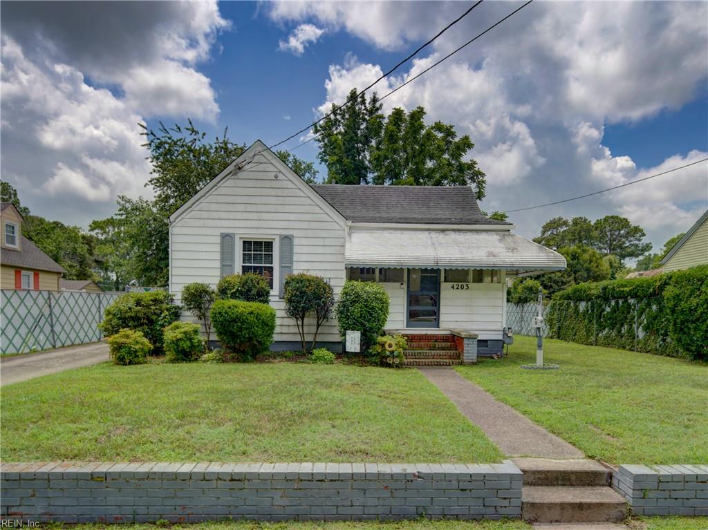 4203 Clifford ST Property Photo 1