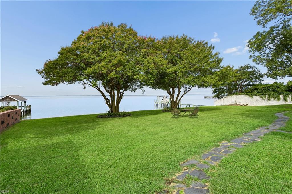 211 Hilton Ter Property Photo 21