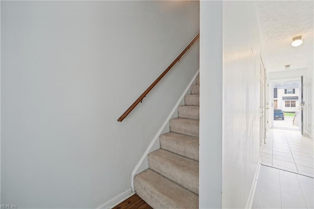 1758 Skiffes Creek Cir Property Photo 15