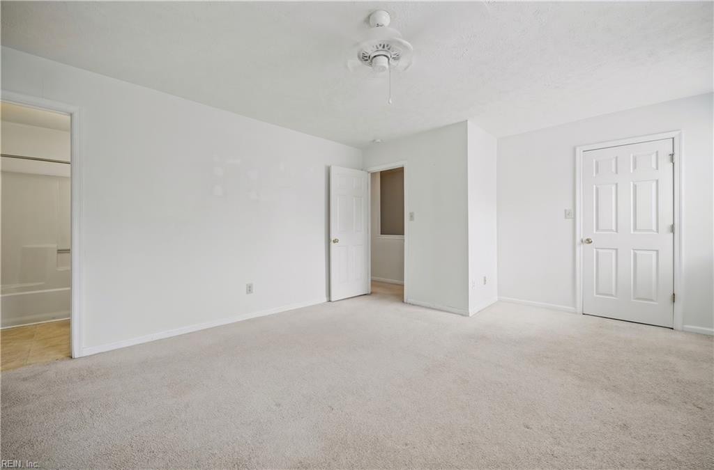 1758 Skiffes Creek Cir Property Photo 16