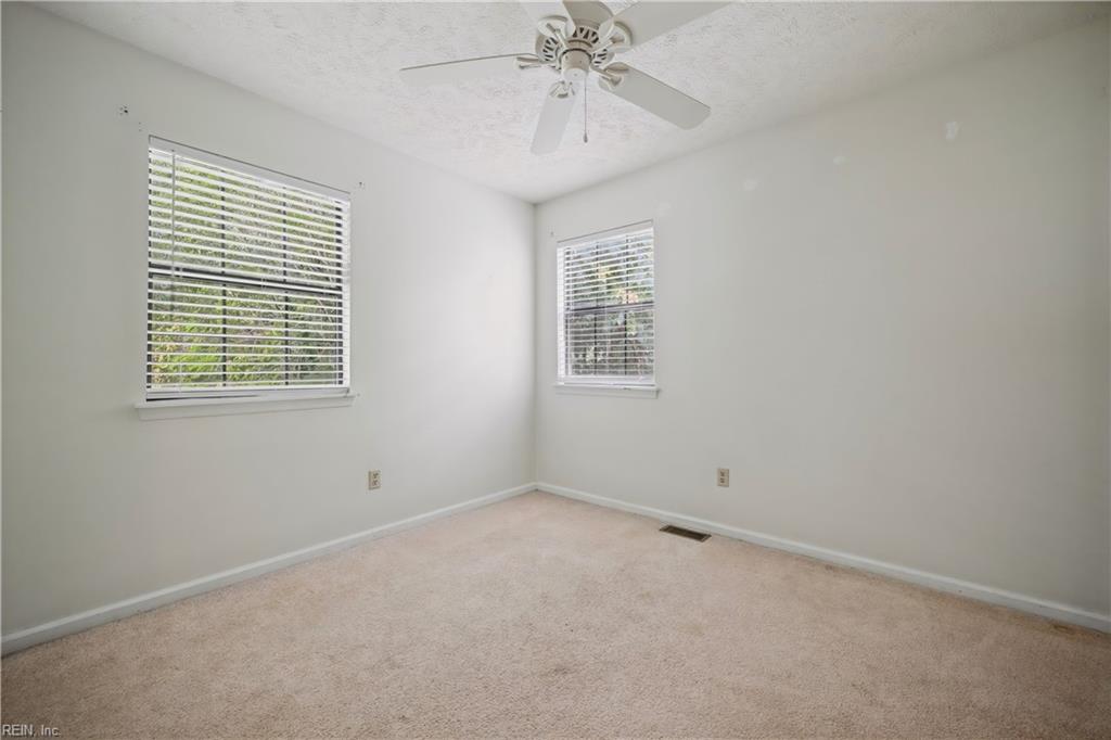 1758 Skiffes Creek Cir Property Photo 21