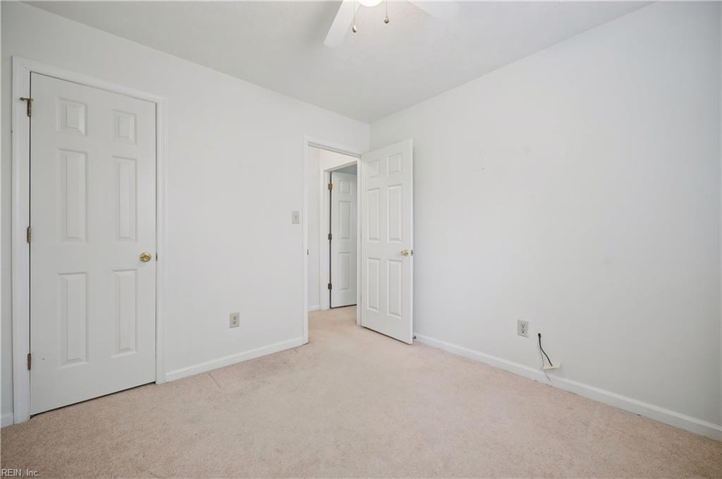 1758 Skiffes Creek Cir Property Photo 23