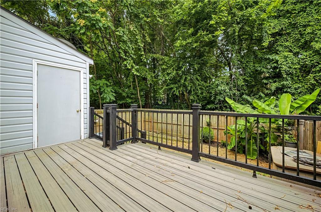 1758 Skiffes Creek Cir Property Photo 25