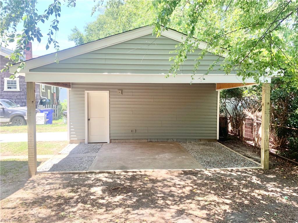 1432 Morris Cres Property Photo 12