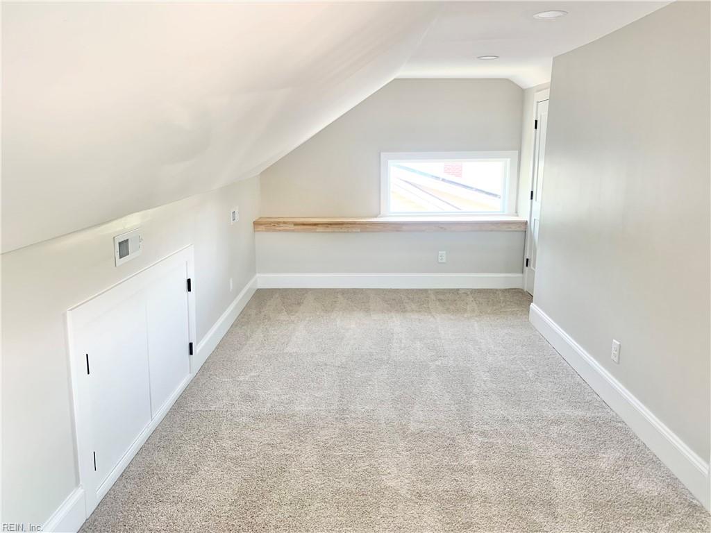 1432 Morris Cres Property Photo 32