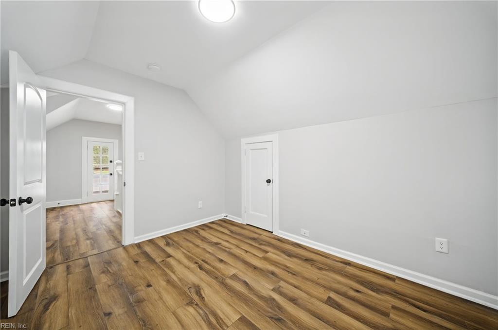 216 Manteo Ave Property Photo 15