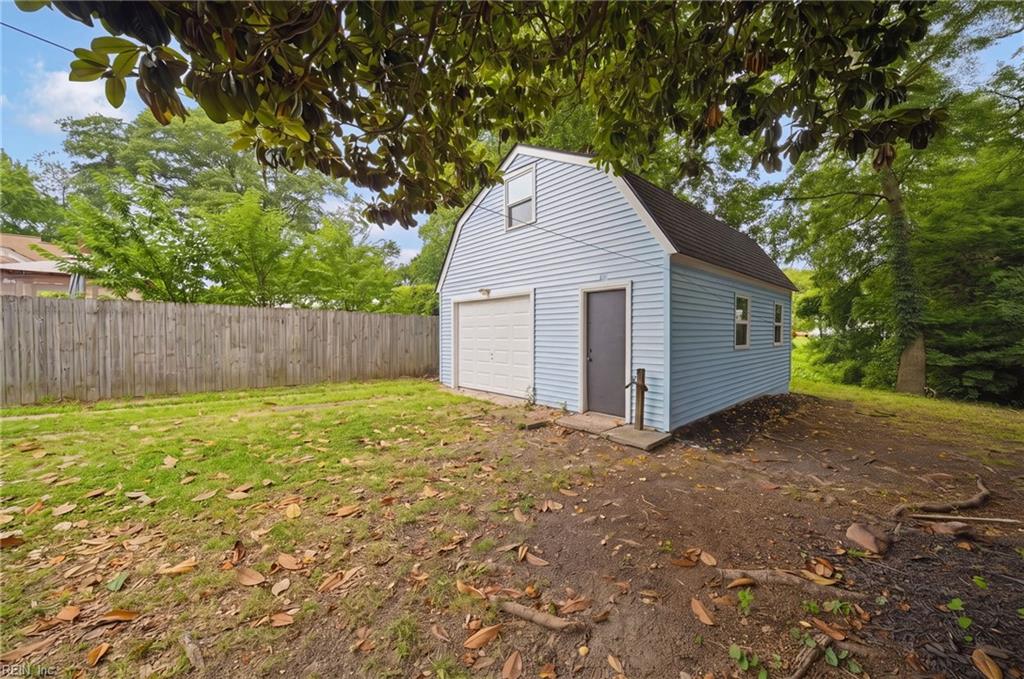 216 Manteo Ave Property Photo 31