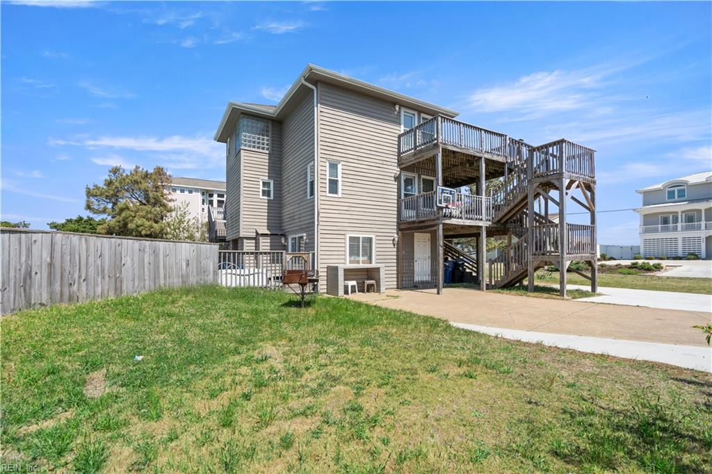 2349 Sandfiddler Rd Property Photo 5
