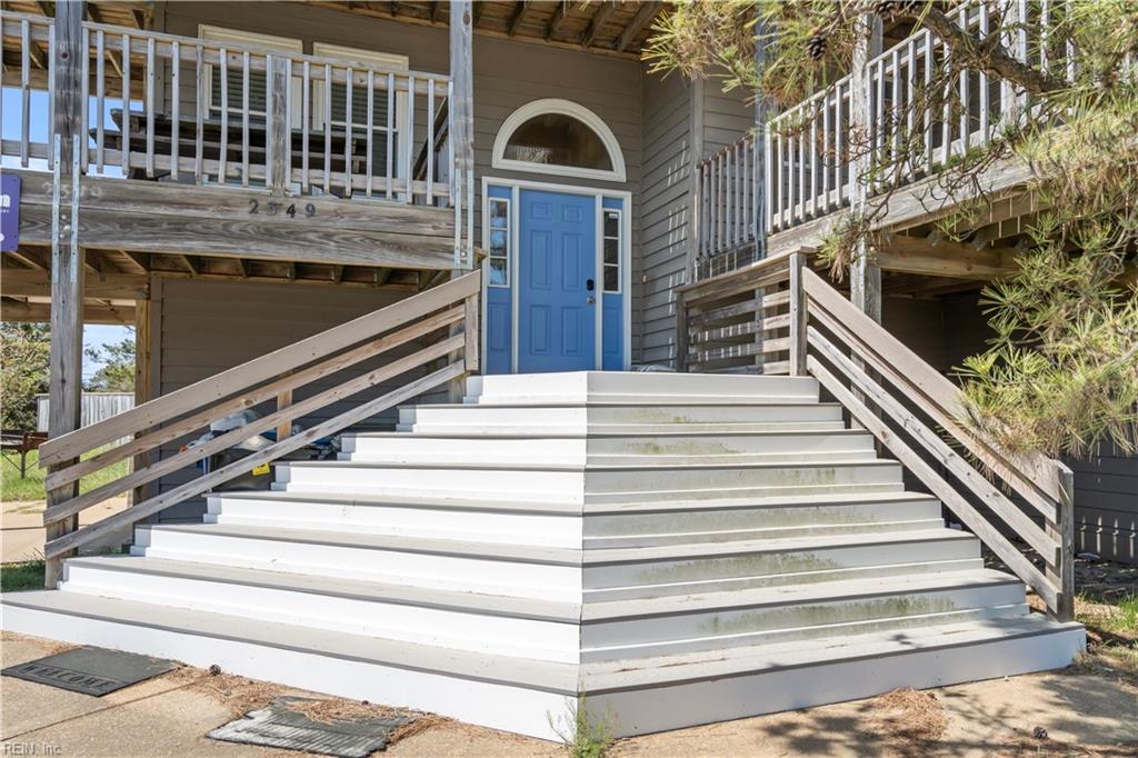2349 Sandfiddler Rd Property Photo 6