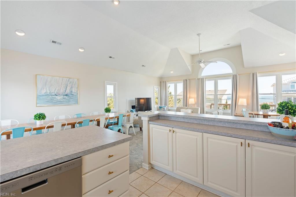 2349 Sandfiddler Rd Property Photo 15