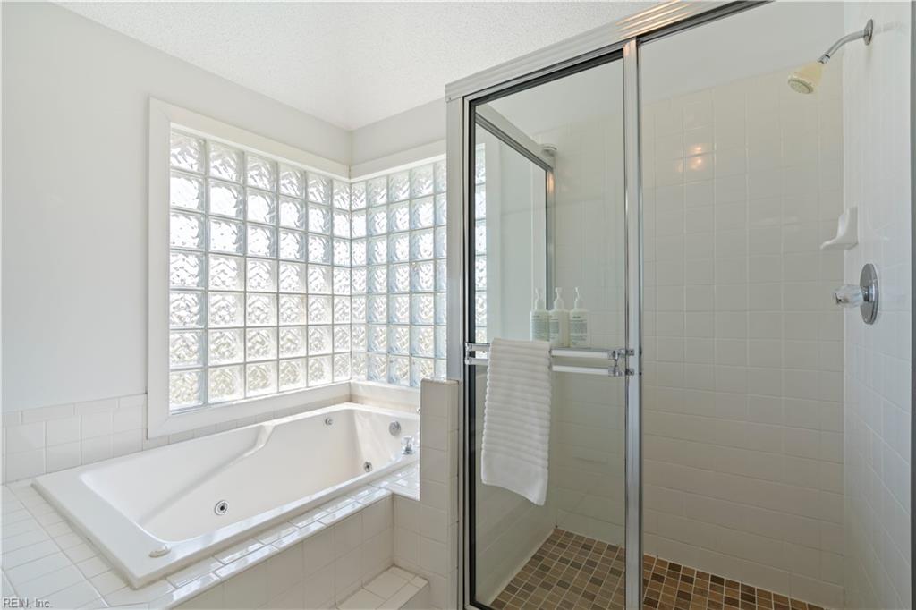 2349 Sandfiddler Rd Property Photo 21
