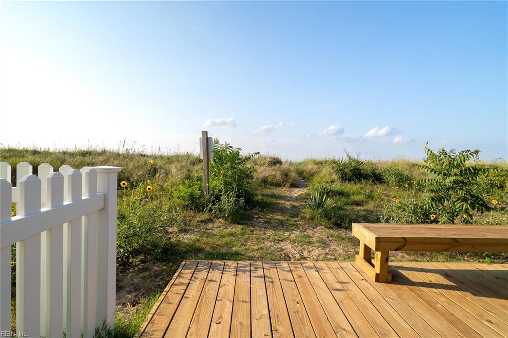 1326 W Ocean View Ave Property Photo 20