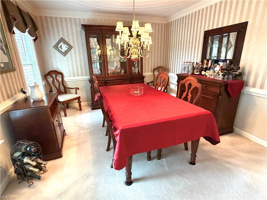 810 Hedgerow Ct Property Photo 15