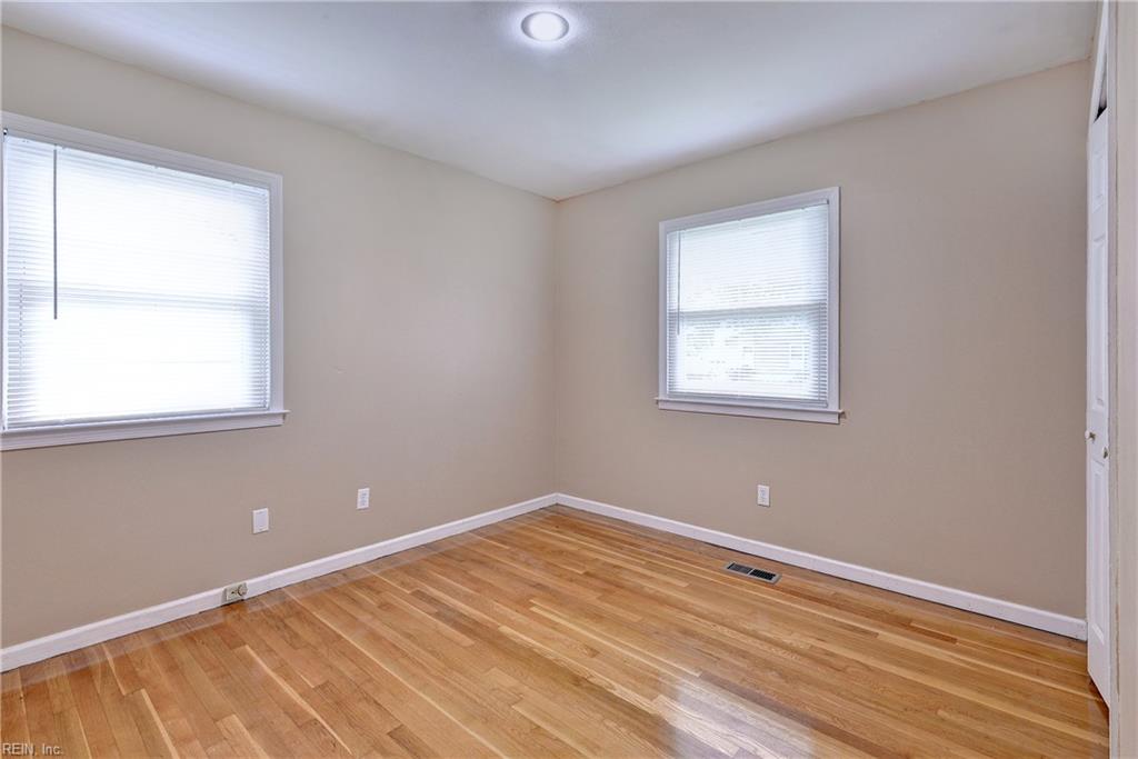 806 Burton St Property Photo 29