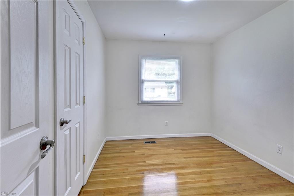 806 Burton St Property Photo 31