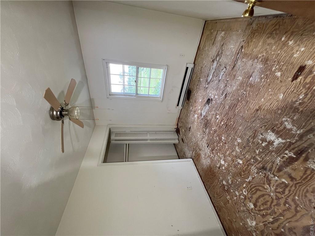 19011 Indian Town Rd Property Photo 13