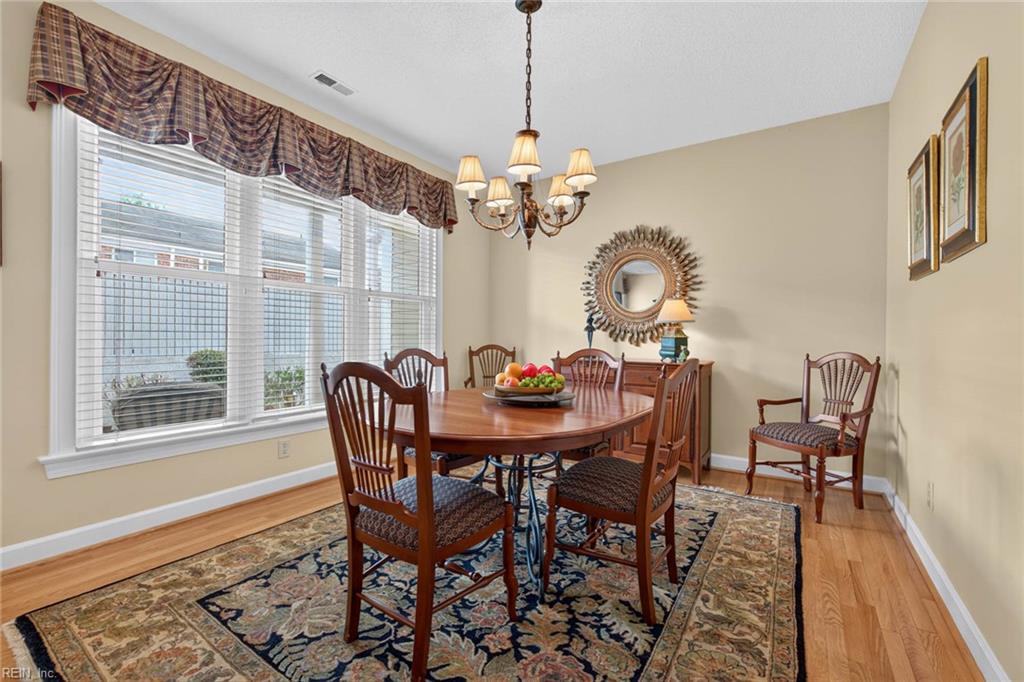 1046 Collection Creek Way Property Photo 17