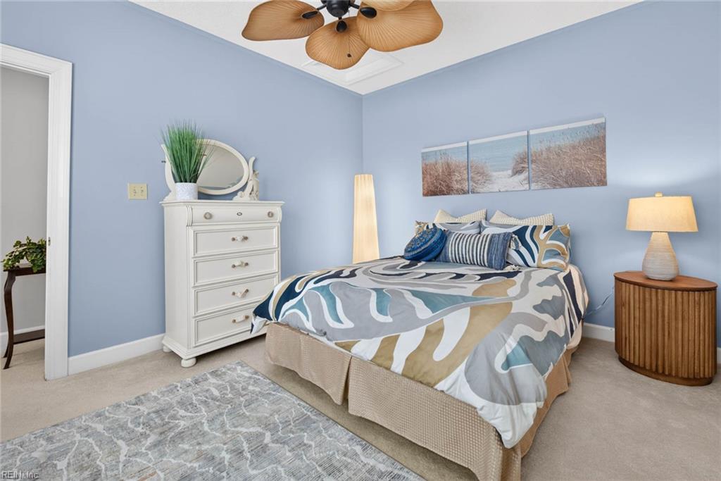 1046 Collection Creek Way Property Photo 29