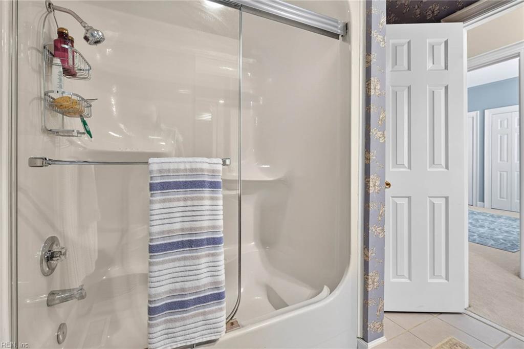 1046 Collection Creek Way Property Photo 32