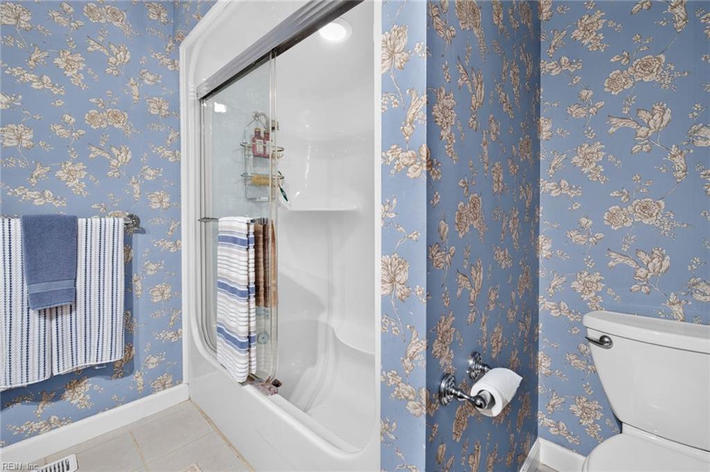 1046 Collection Creek Way Property Photo 33