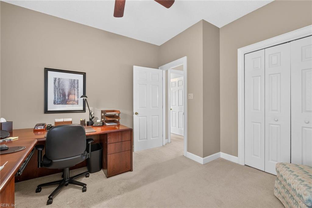 1046 Collection Creek Way Property Photo 35