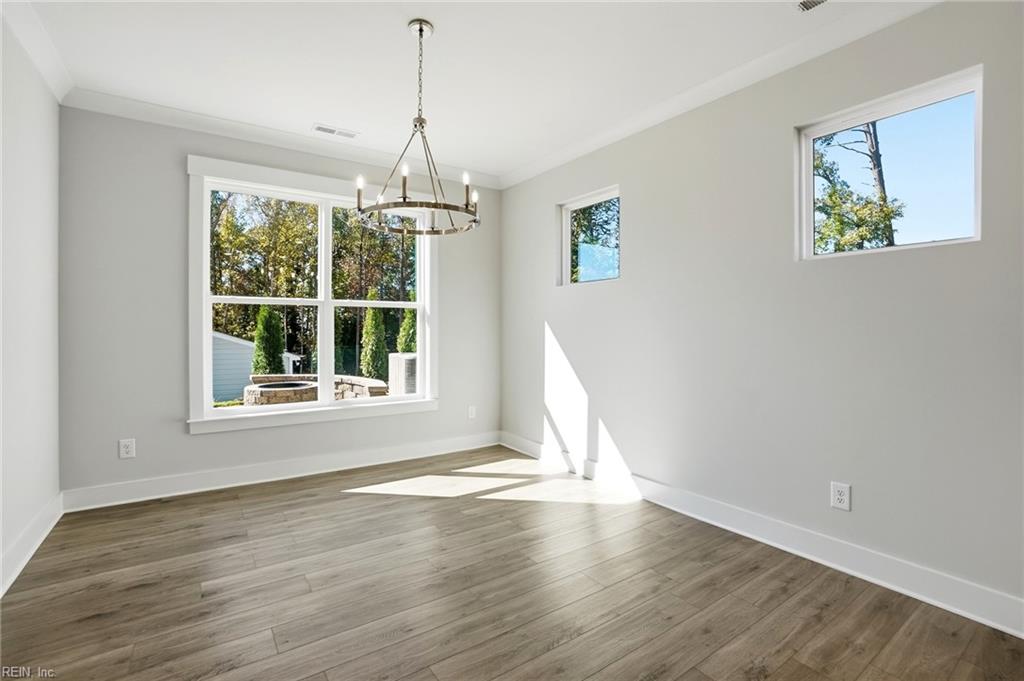 403 Warraskoyak Xing Property Photo 3