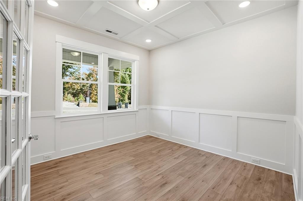 403 Warraskoyak Xing Property Photo 4