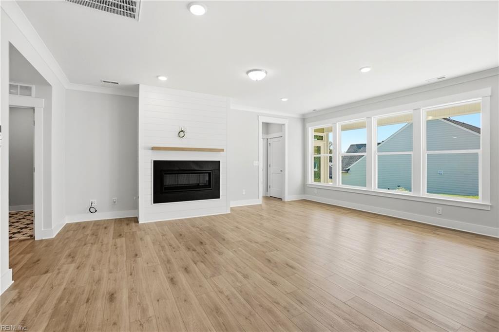 403 Warraskoyak Xing Property Photo 6