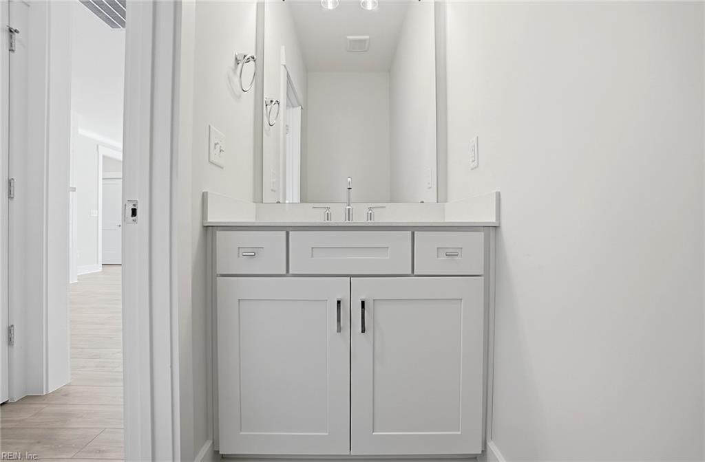 403 Warraskoyak Xing Property Photo 15