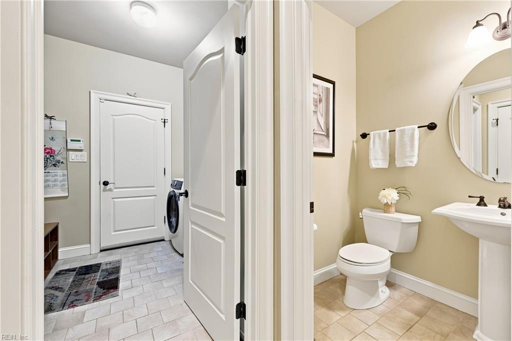 101 Adams Ct Property Photo 11