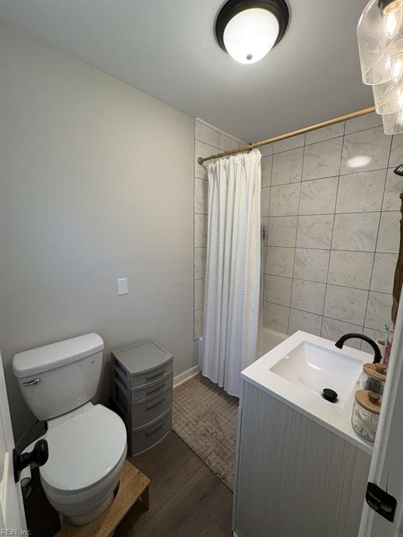 233 Pine Ave Property Photo 10