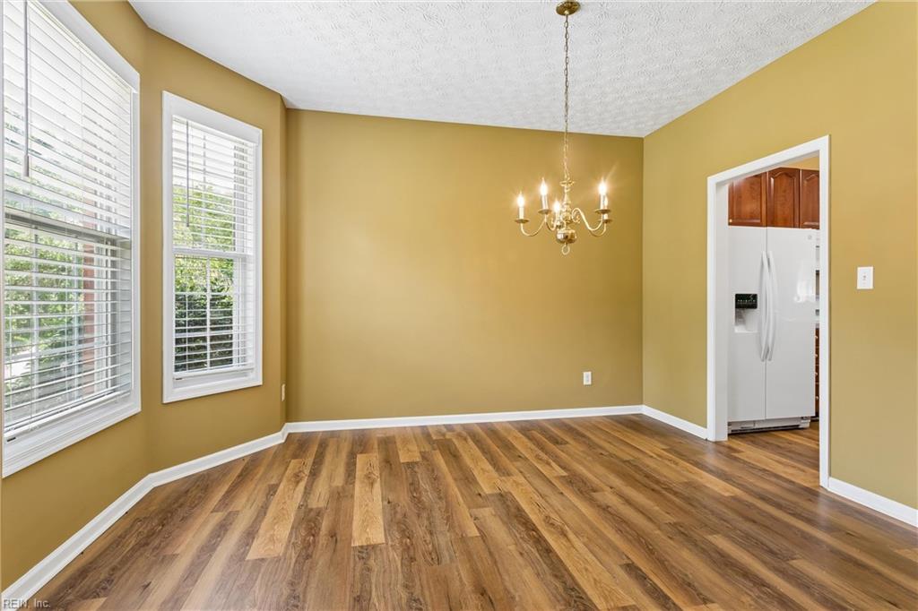 6100 Shrewsbury Sq Property Photo 11