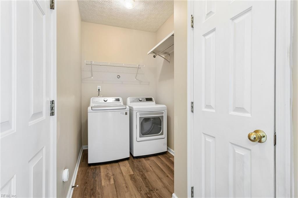 6100 Shrewsbury Sq Property Photo 18