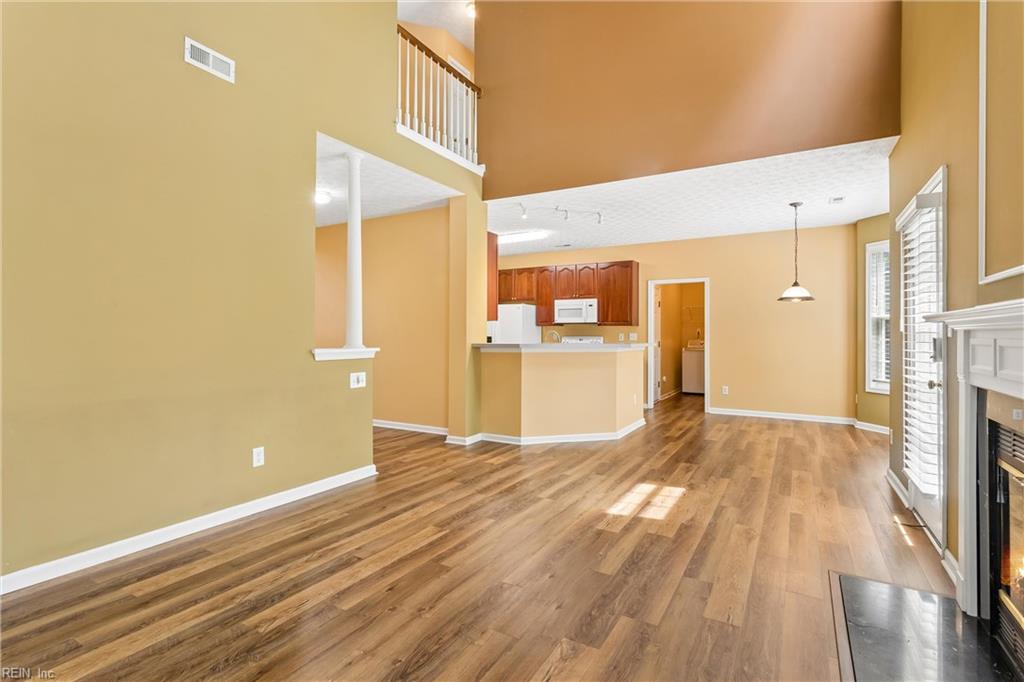 6100 Shrewsbury Sq Property Photo 24