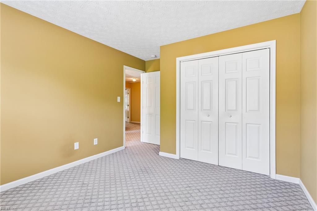 6100 Shrewsbury Sq Property Photo 29