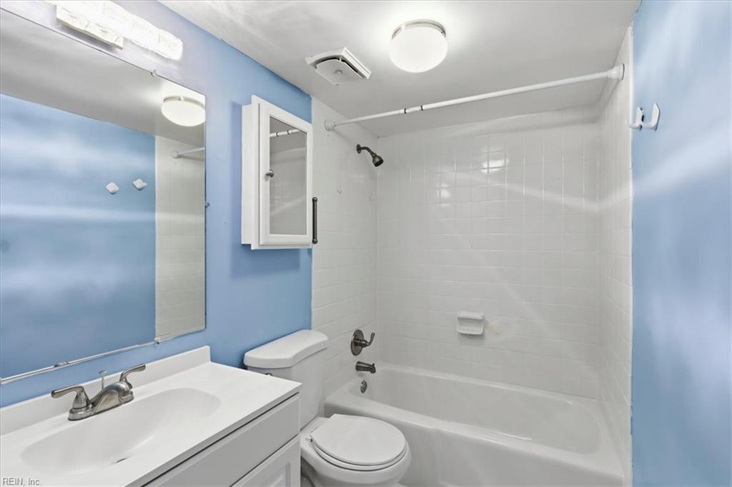 3288 Page Ave Property Photo 19