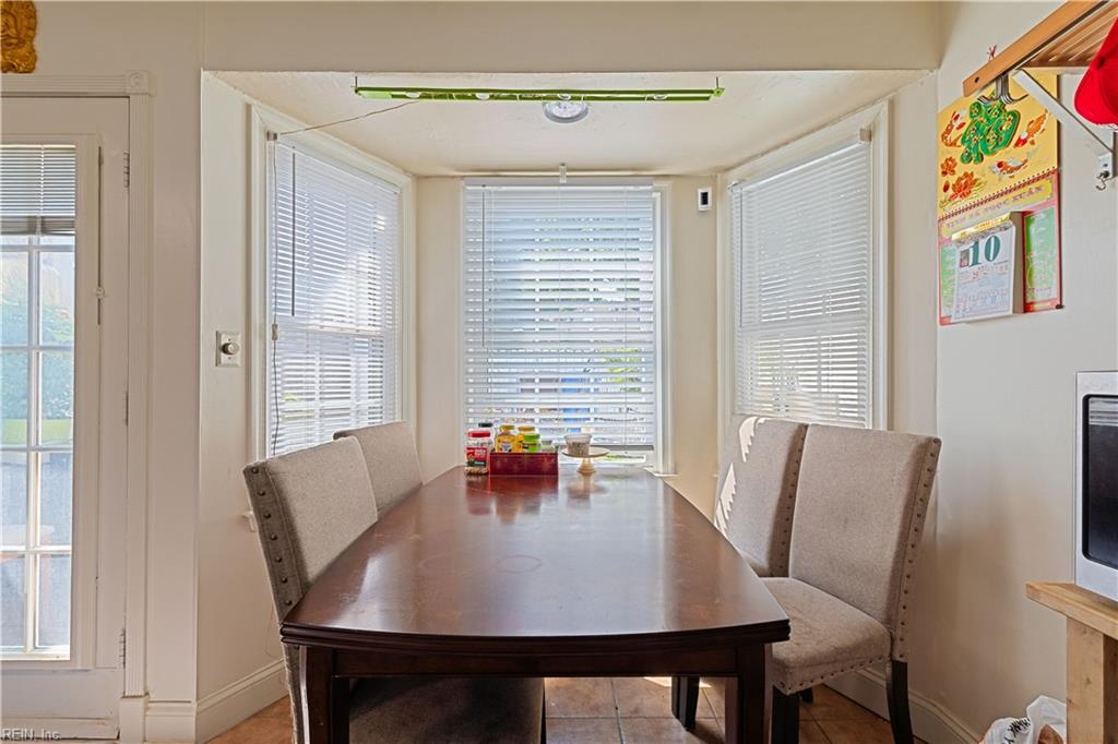 1806 Beckwood Cmn Property Photo 8