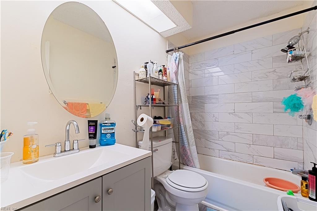 1806 Beckwood Cmn Property Photo 17