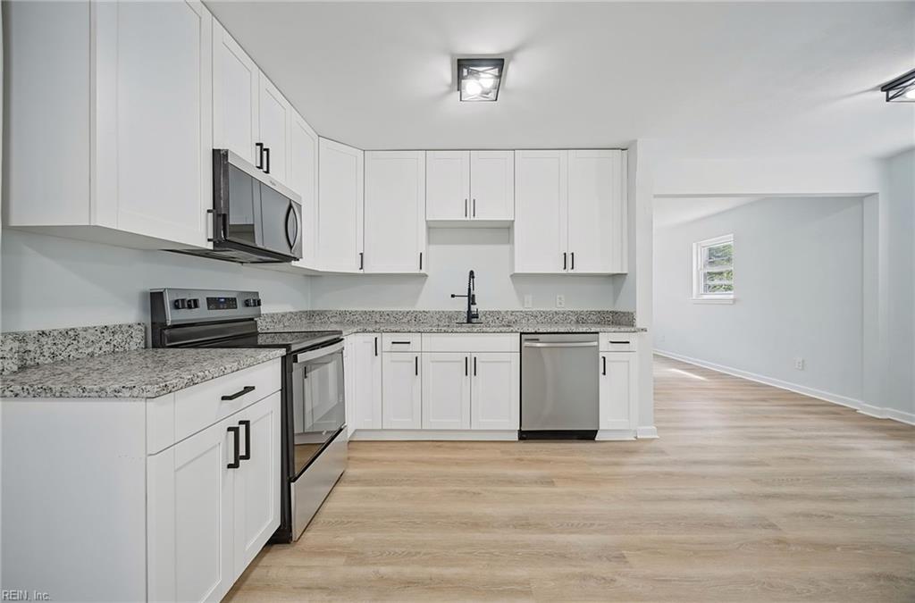 2052 Atwater Cir Property Photo 1
