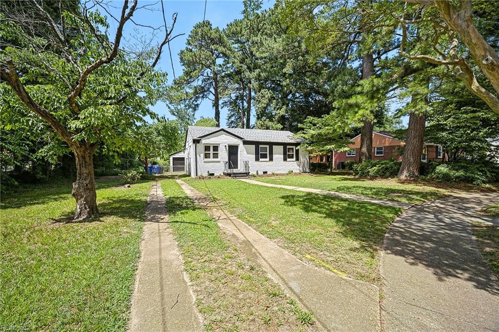 2052 Atwater Cir Property Photo 2