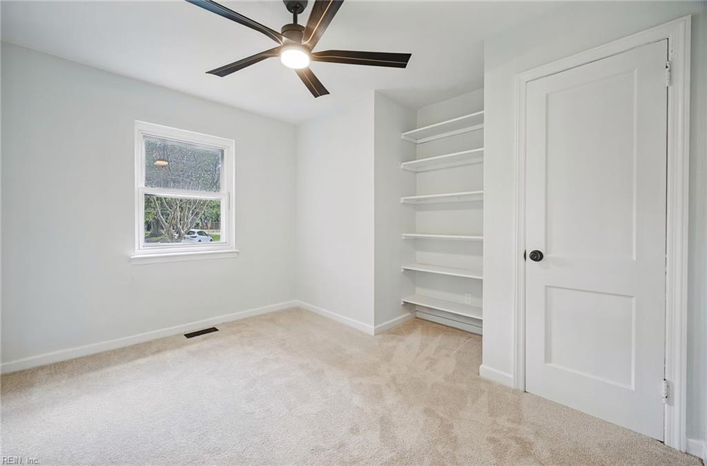 2052 Atwater Cir Property Photo 16