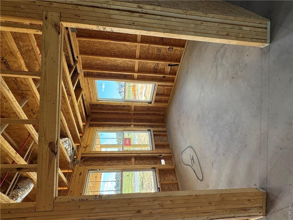 2132 Sassafras Way Property Photo 5