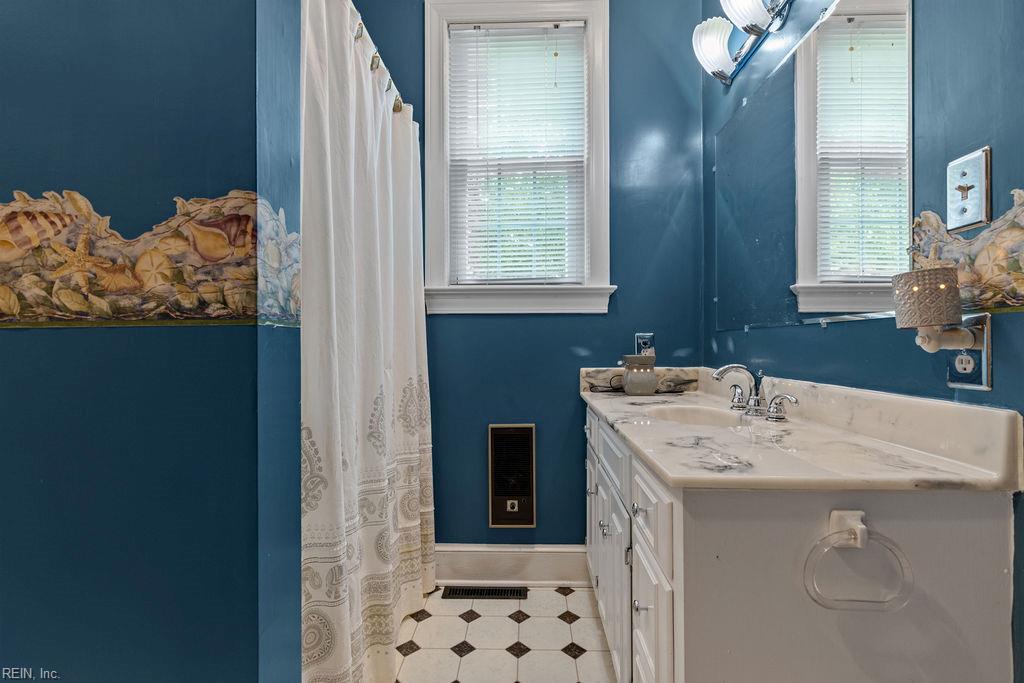 32164 S Main St Property Photo 17