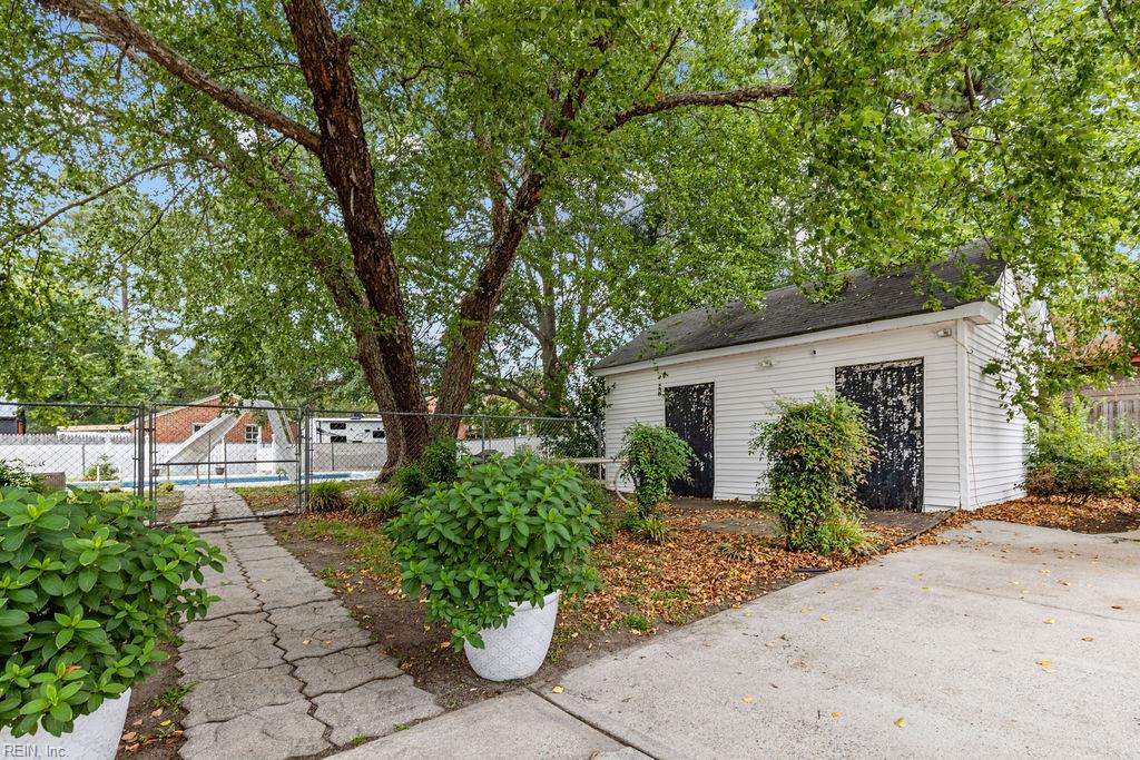32164 S Main St Property Photo 39