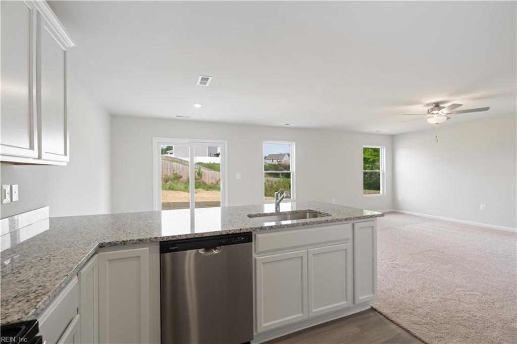7930 Honeybee Ct Property Photo 14